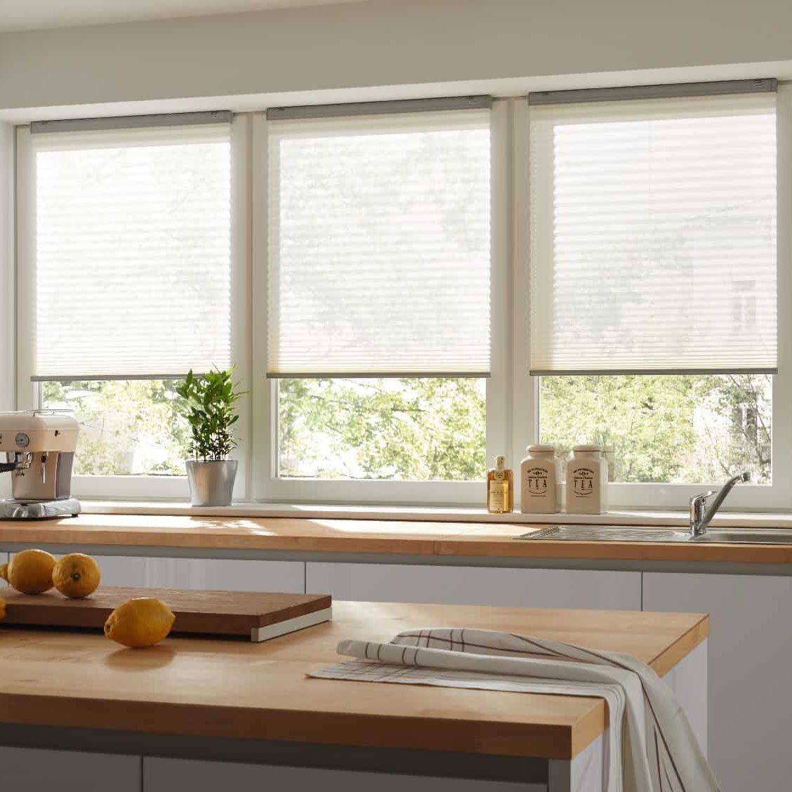 Plissegardin innvendig solskjerming