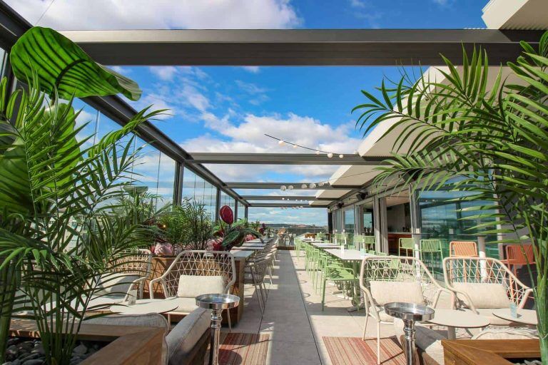 Uteservering: Savoy terrasse